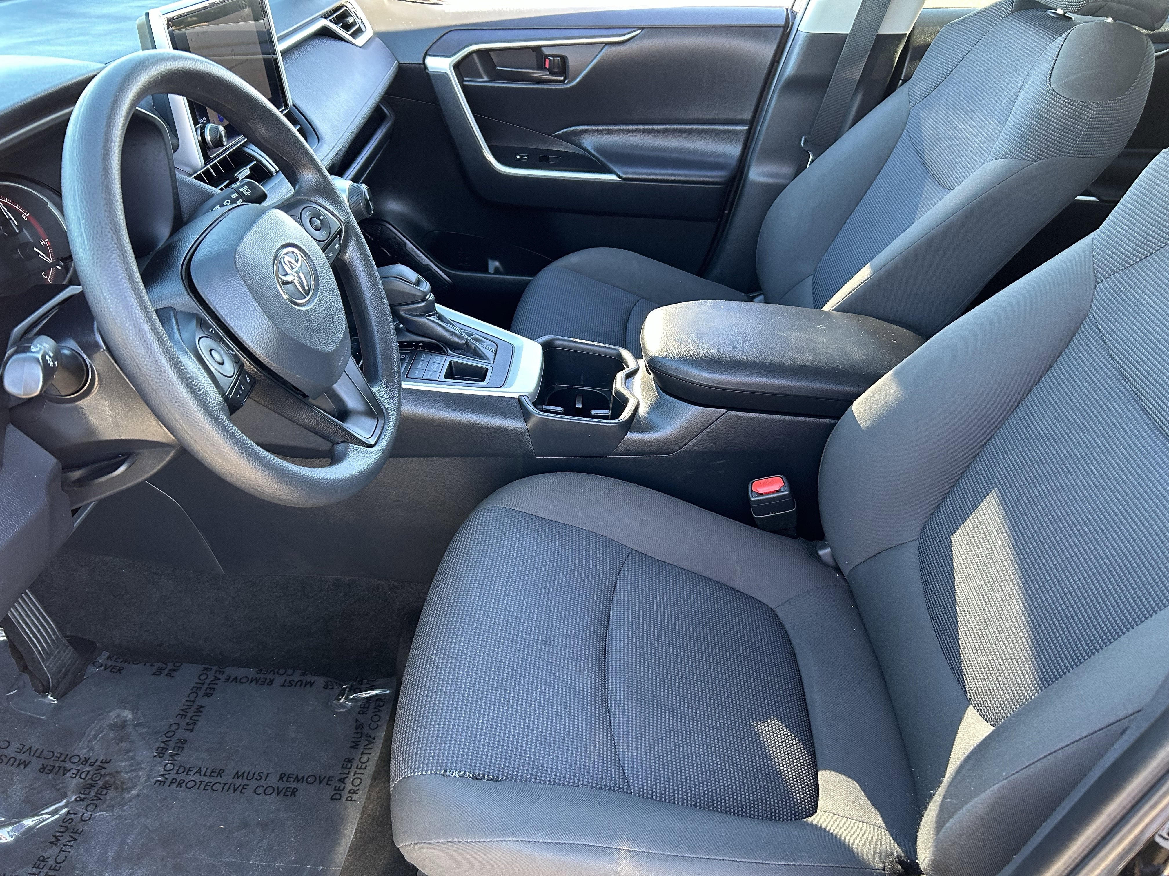 Used 2024 Toyota RAV4 LE image 18