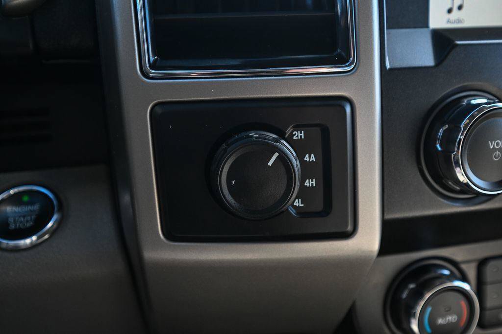 Used 2019 Ford F150 Lariat AWD/4WD image 37