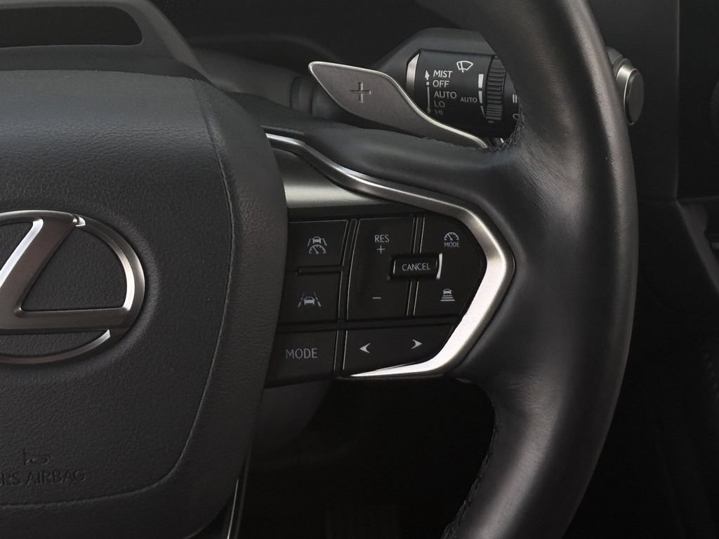 Used 2024 Lexus GX 550 w/ Accessory Package (2T) AWD/4WD image 15