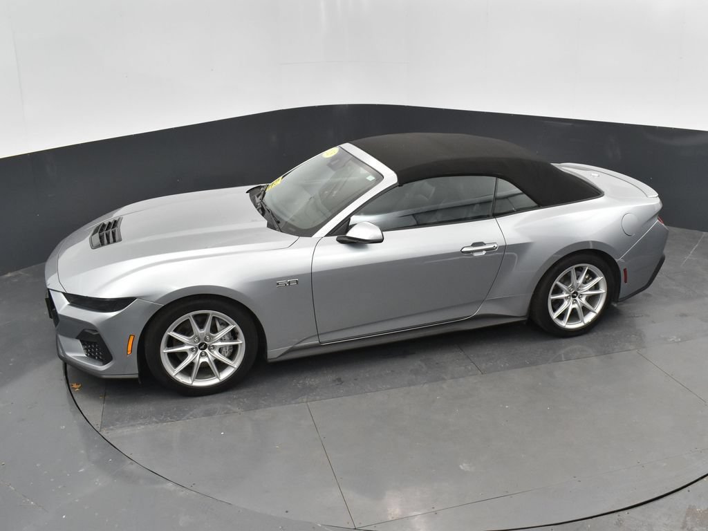 Used 2025 Ford Mustang GT Premium RWD image 28