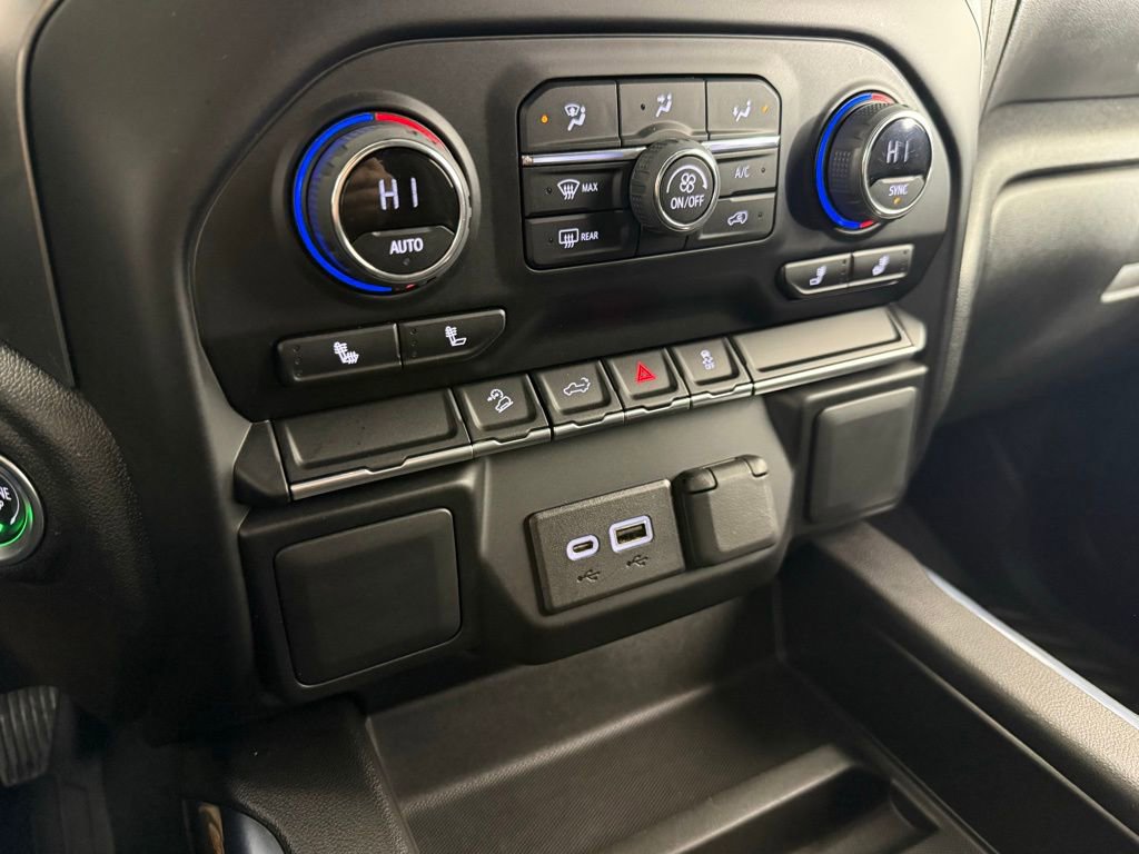 Used 2022 Chevrolet Silverado 1500 LT Trail Boss w/ Bed Protection Package image 24