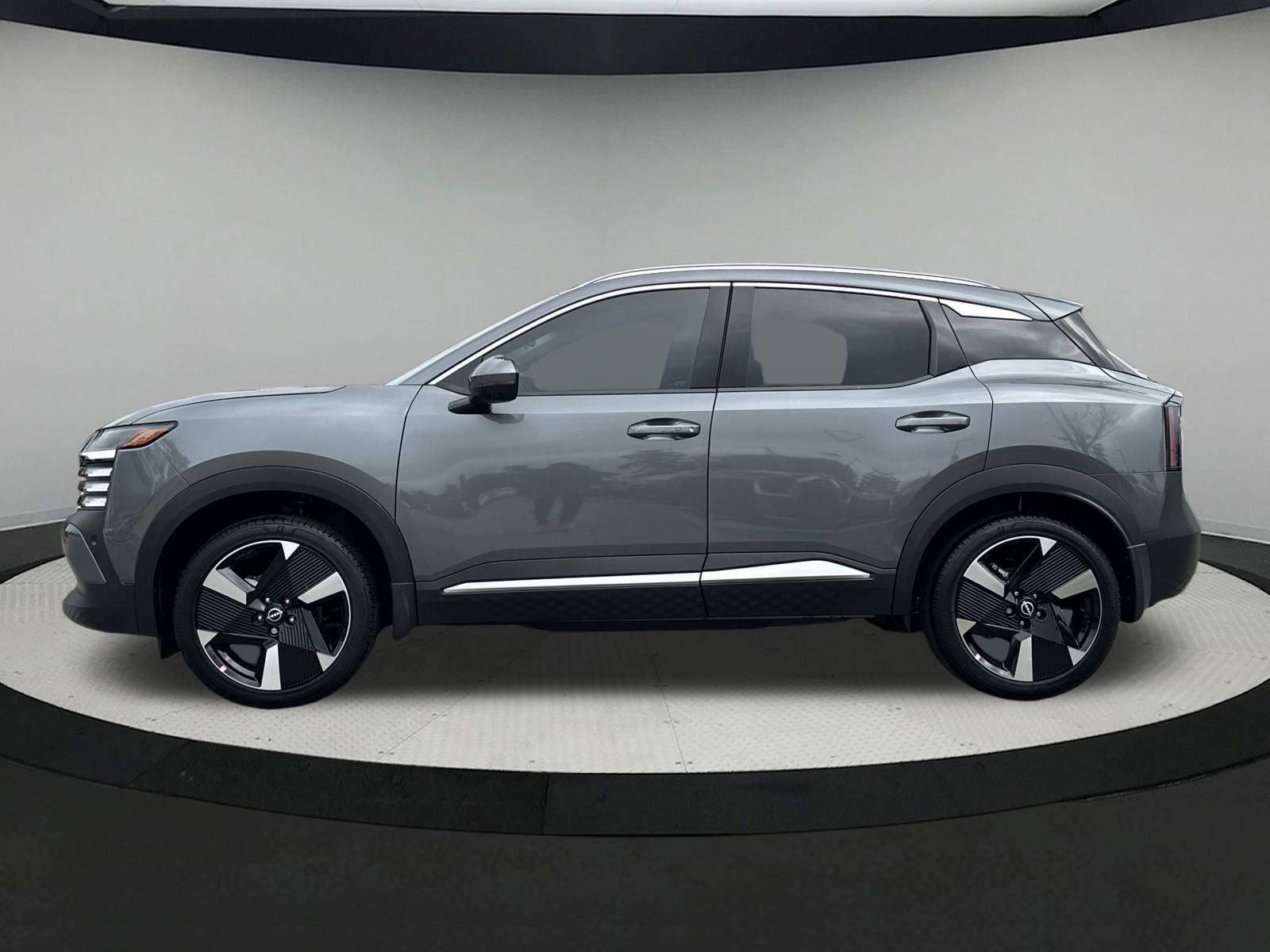 New 2025 Nissan Kicks SR image 22