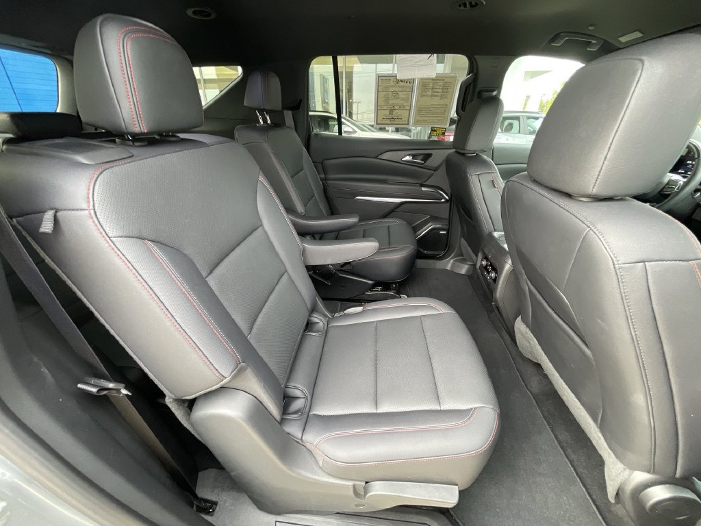 Certified 2025 Chevrolet Traverse Z71 w/ Enhanced Driving Package AWD/4WD image 26