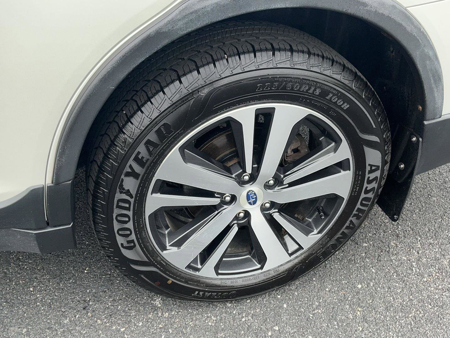 Used 2019 Subaru Outback 2.5i Limited AWD/4WD image 14