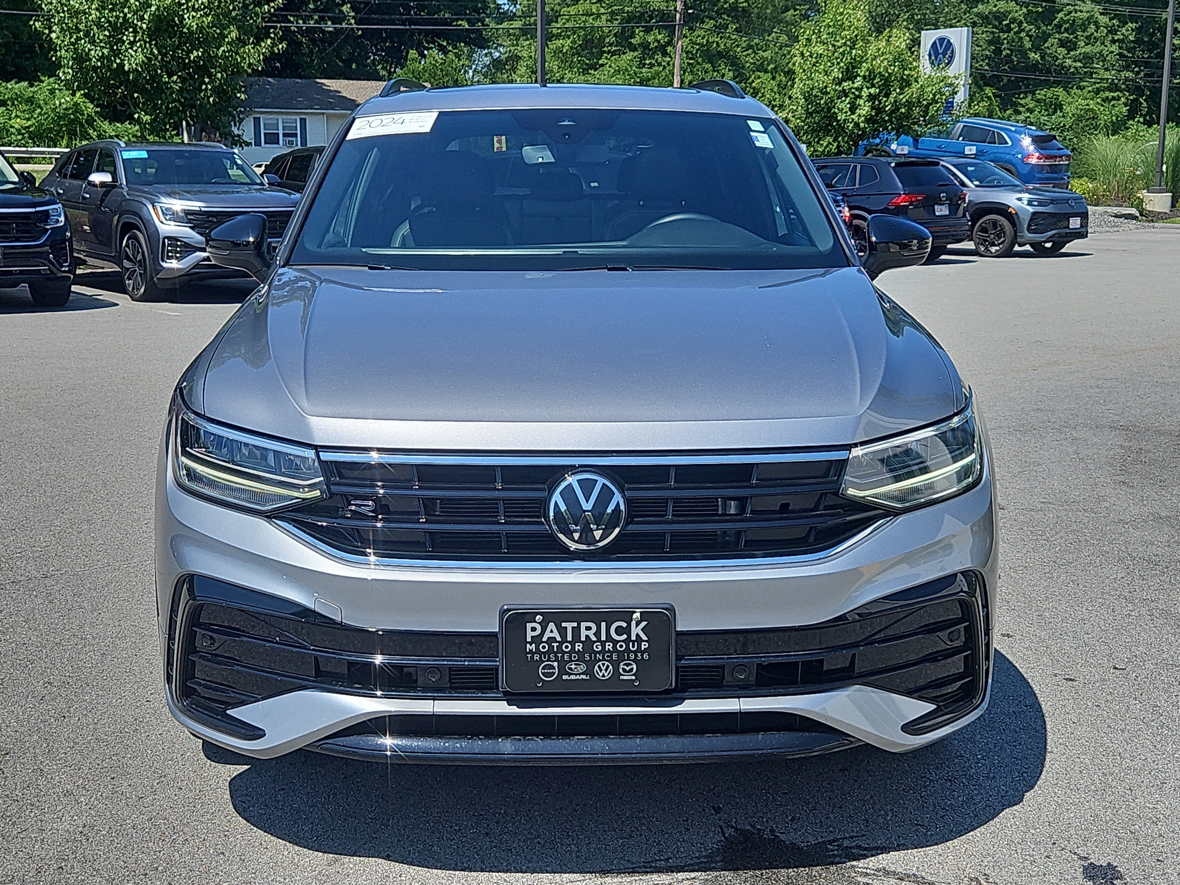 Certified 2024 Volkswagen Tiguan SE R-Line AWD/4WD image 26