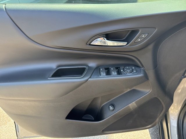 Used 2018 Chevrolet Equinox LT image 10