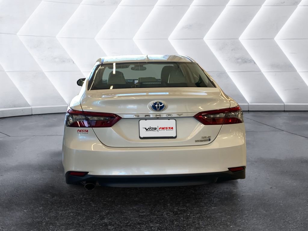 Used 2022 Toyota Camry XLE image 8
