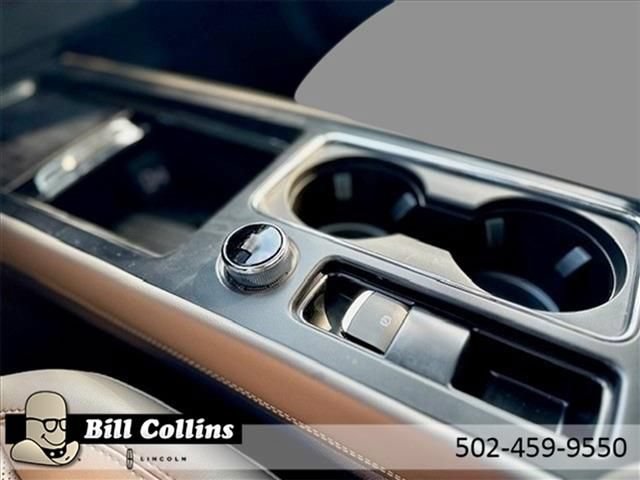 New 2024 Lincoln Corsair AWD w/ Equipment Group 102A image 19