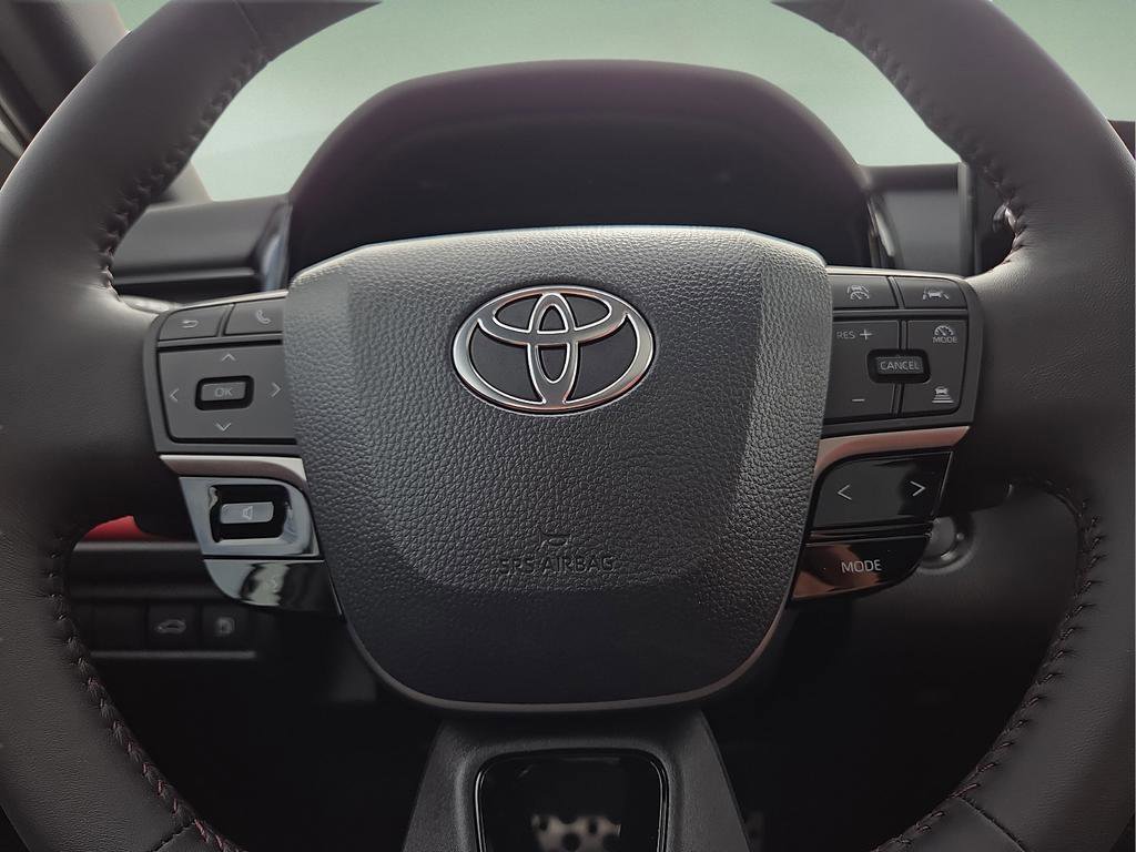 New 2026 Toyota Camry XSE FWD image 25