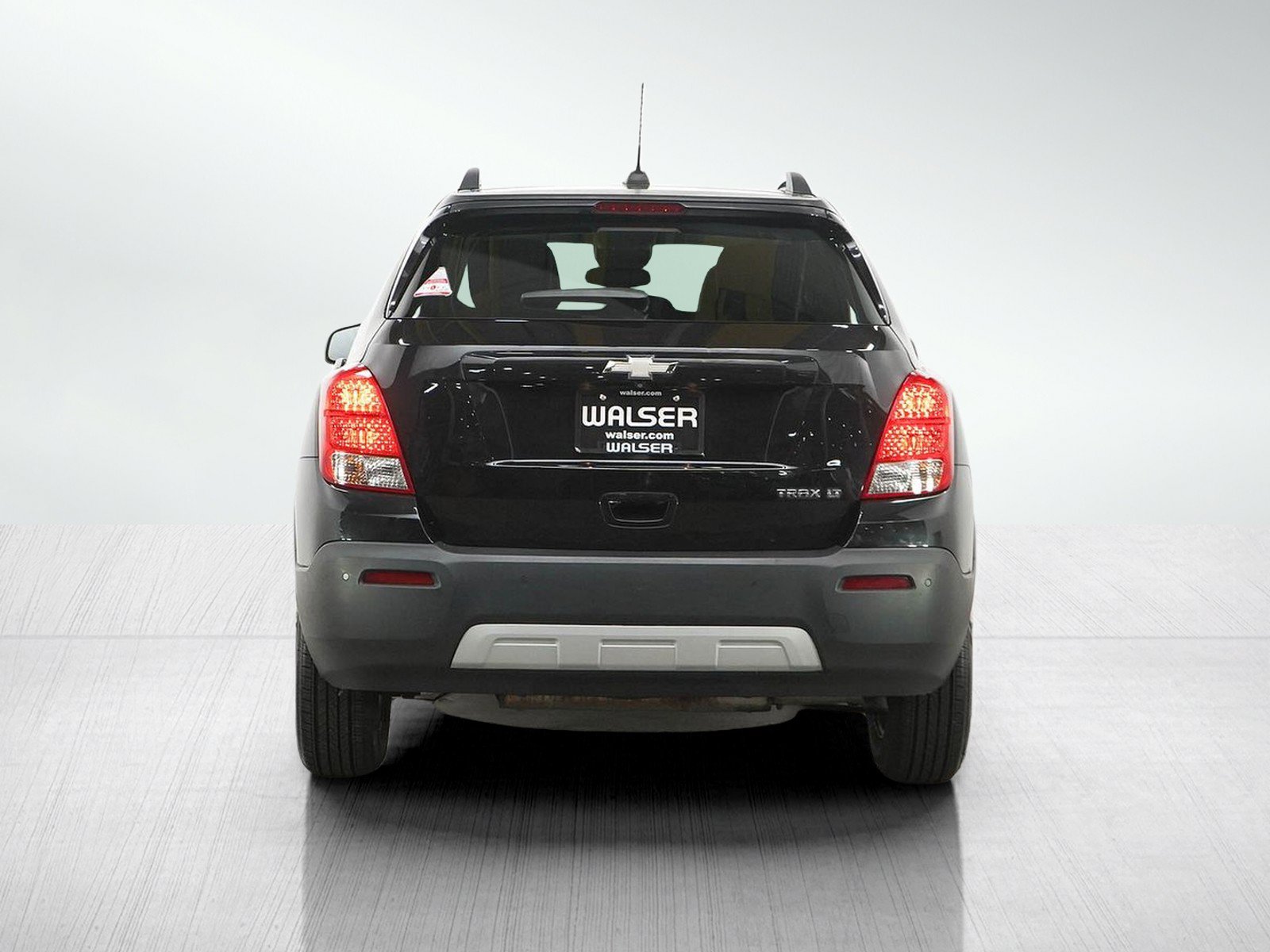 Used 2015 Chevrolet Trax LT w/ LT Sun and Sound Package FWD image 4