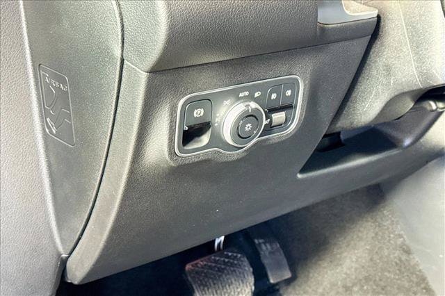New 2026 Mercedes-Benz GLB 250 image 10