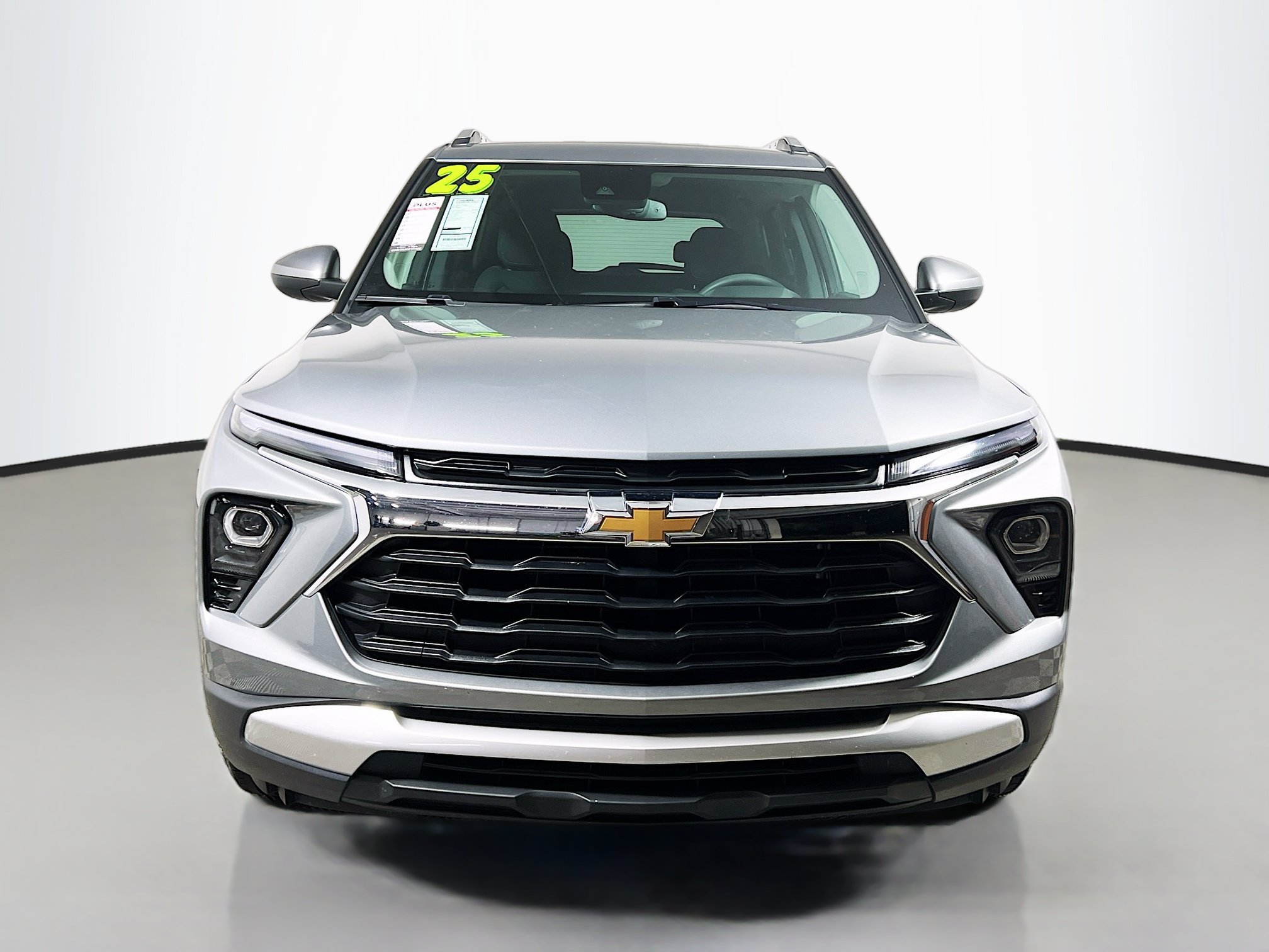 Used 2025 Chevrolet TrailBlazer LT AWD/4WD image 11