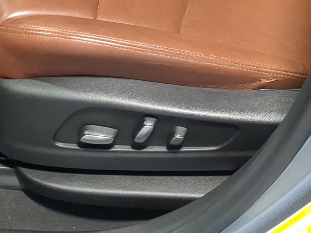 Used 2024 Cadillac XT5 Sportv AWD/4WD image 21