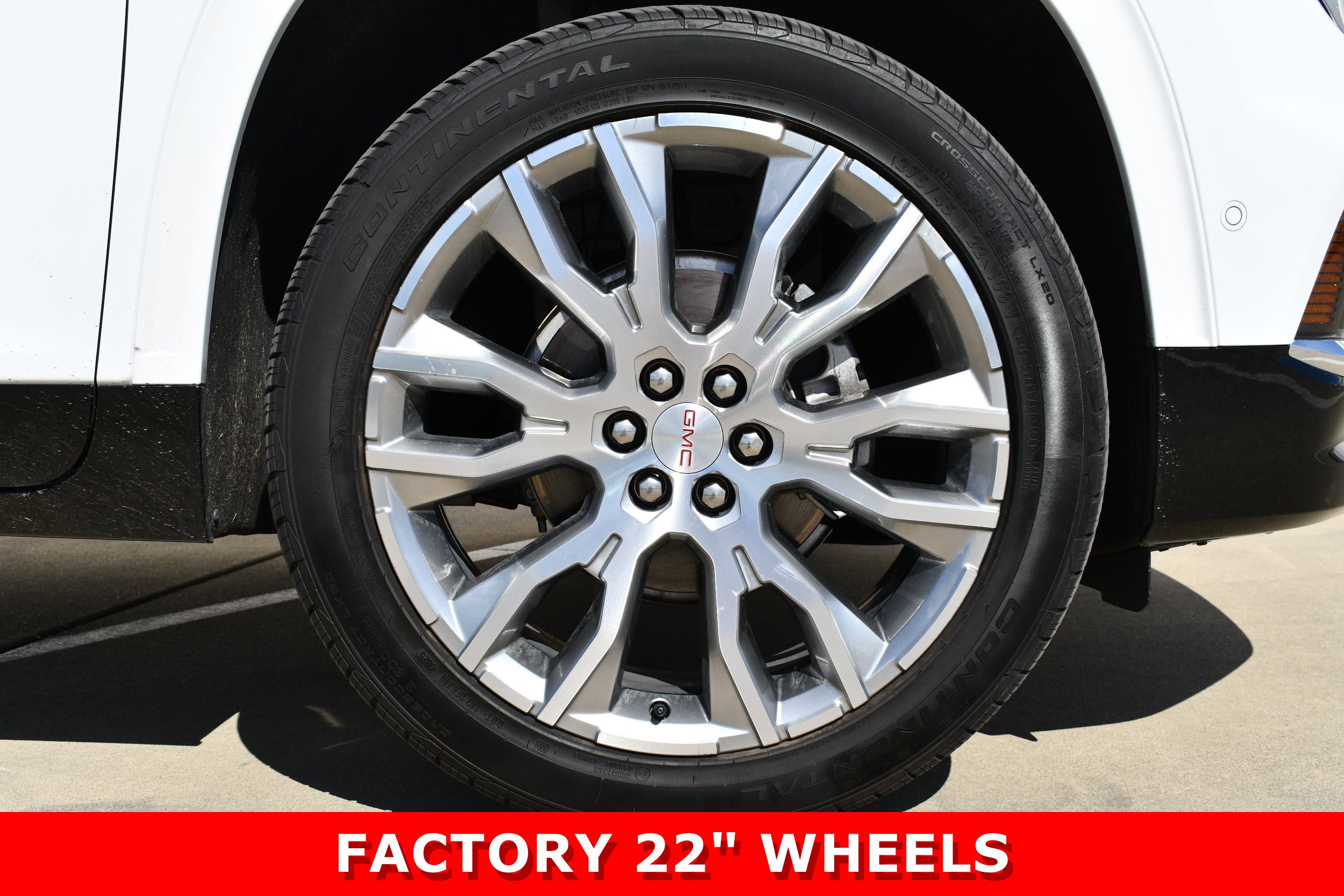 Used 2025 GMC Acadia Denali w/ Super Cruise Package image 9