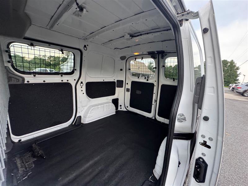 Used 2021 Nissan NV200 SV w/ Sliding Door Glass Package image 40