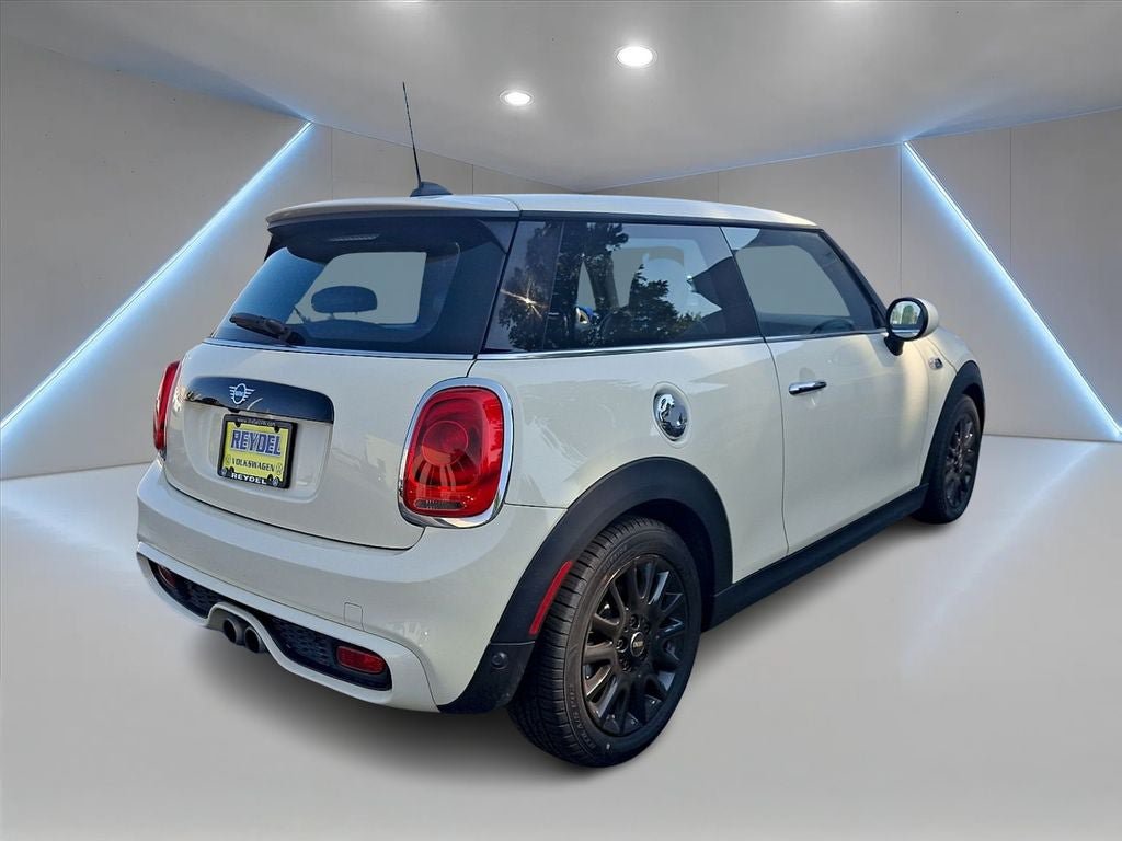 Used 2019 MINI Cooper S FWD image 4