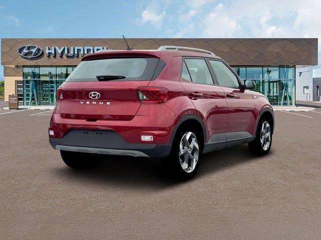 New 2025 Hyundai Venue SEL image 7