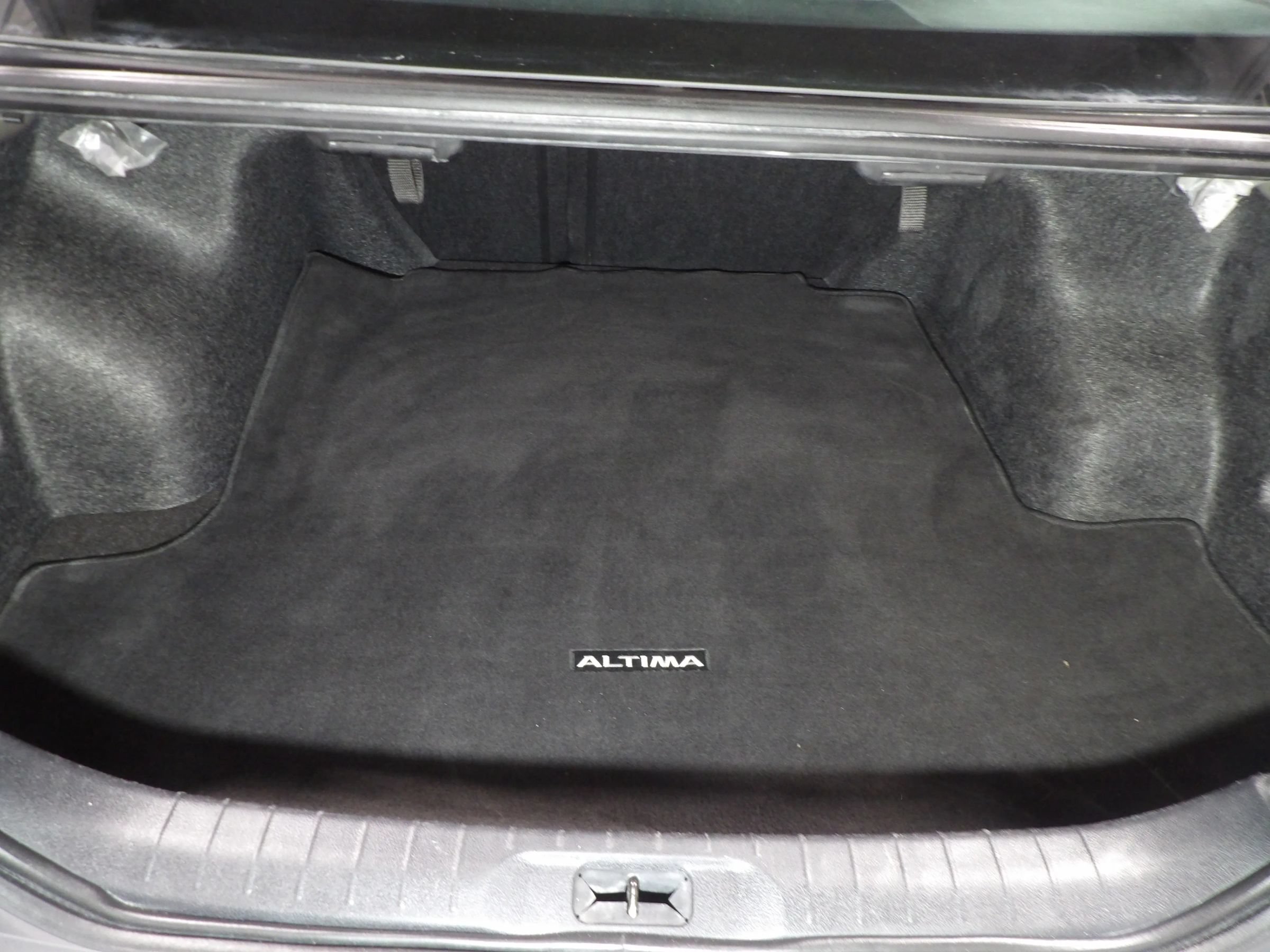 Used 2023 Nissan Altima 2.5 SL FWD image 7