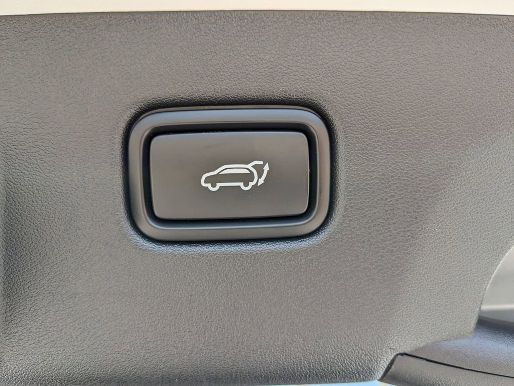 New 2025 Kia EV6 Wind RWD image 17