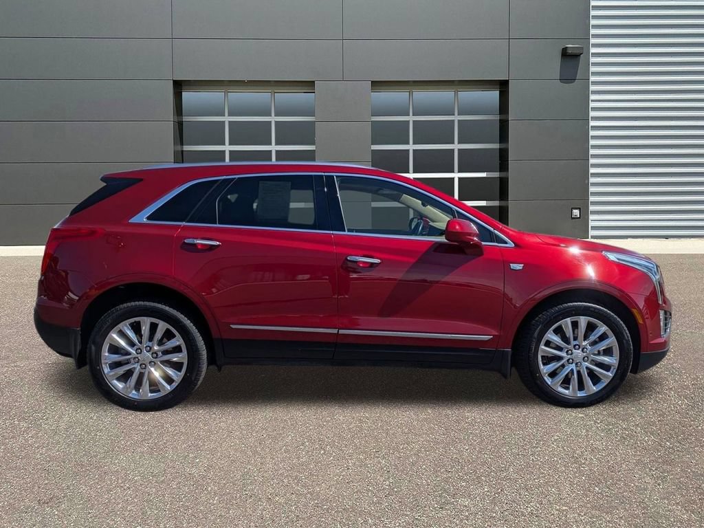 Used 2019 Cadillac XT5 Platinum AWD/4WD image 4