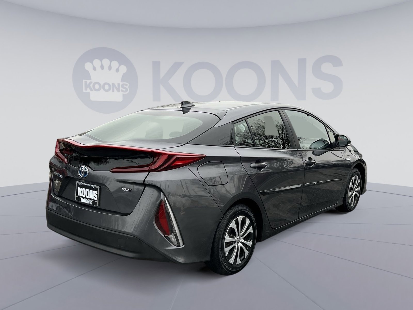 Used 2022 Toyota Prius Prime XLE image 7