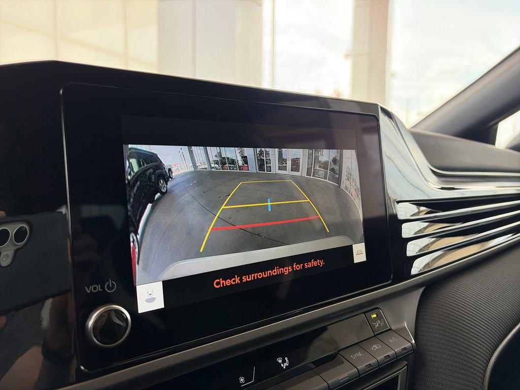 Certified 2025 Toyota Camry SE FWD image 30