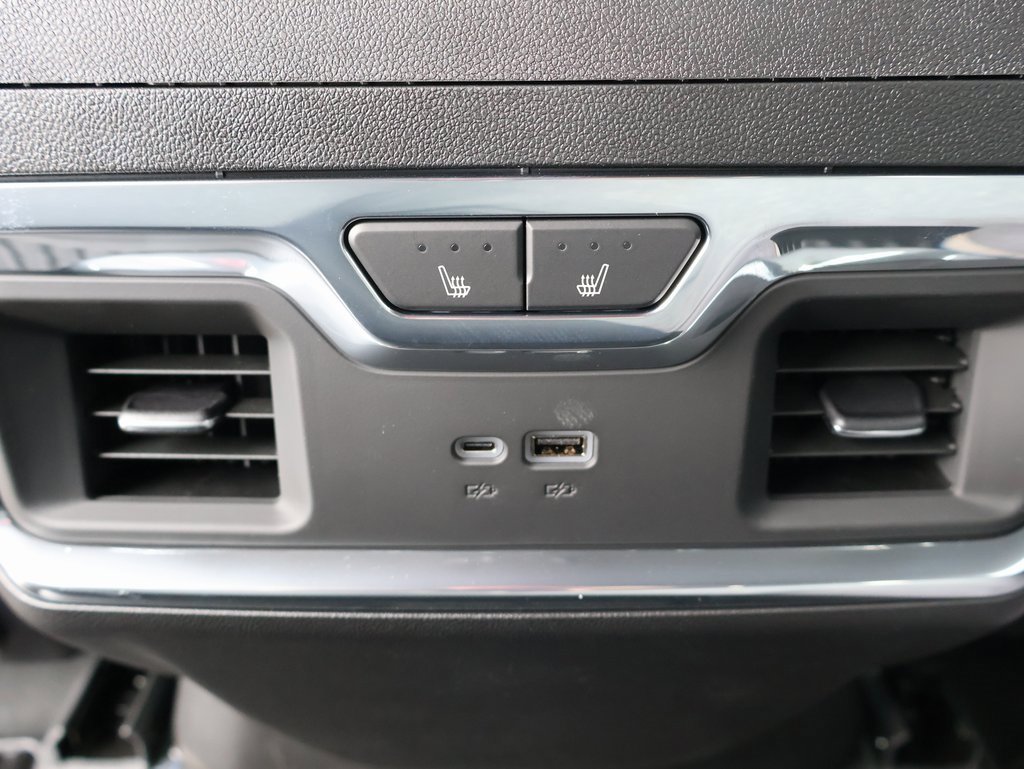 New 2026 Chevrolet Silverado 1500 LTZ w/ LTZ Premium Package image 30