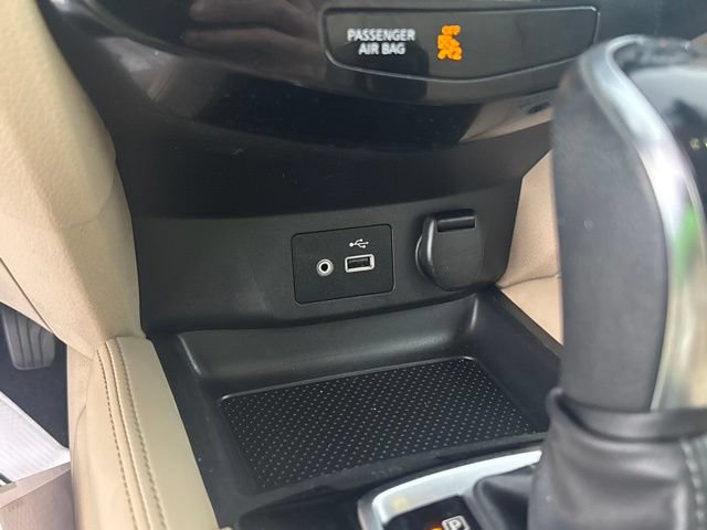 Used 2018 Nissan Rogue SL w/ Premium Package AWD/4WD image 6