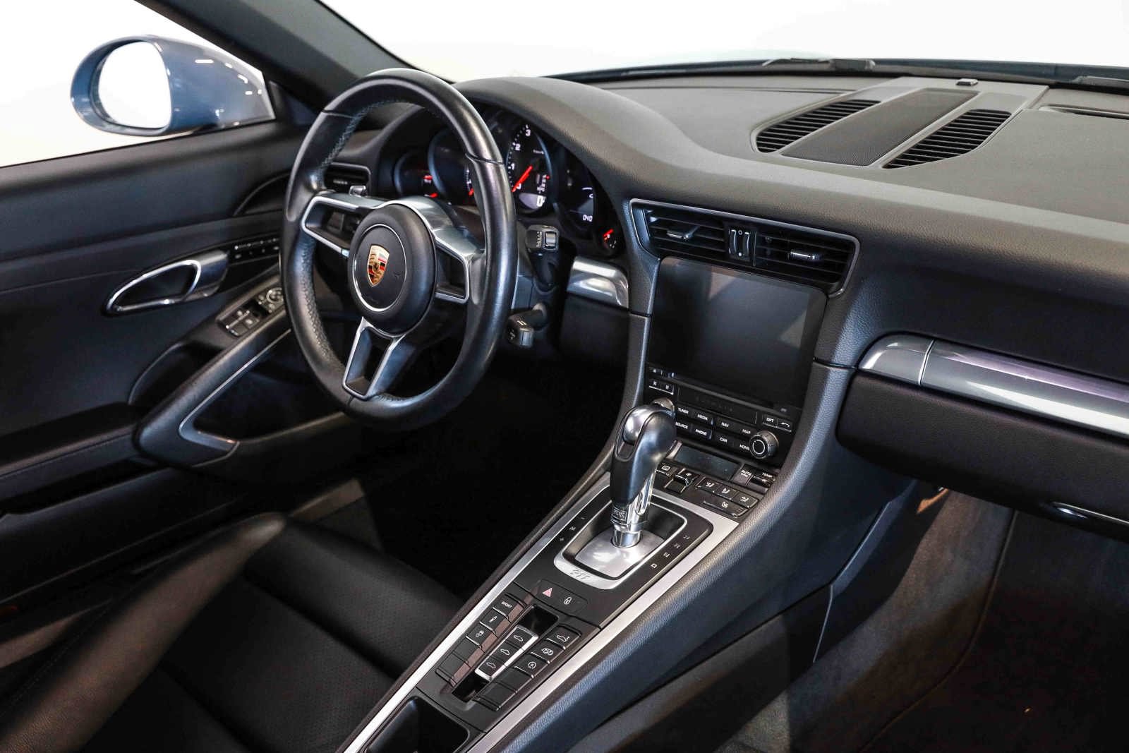 Used 2017 Porsche 911 Carrera image 35