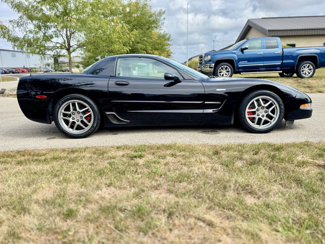 Used 2004 Chevrolet Corvette Z06 w/ Memory Package image 5