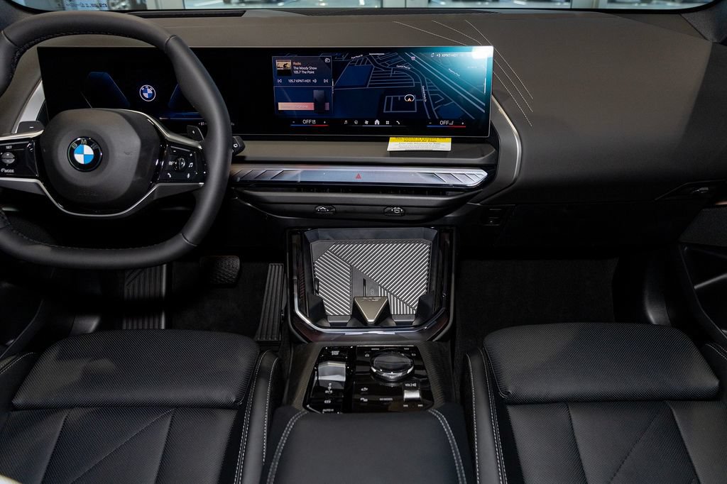 New 2026 BMW X3 xDrive30i w/ Premium Package AWD/4WD image 2