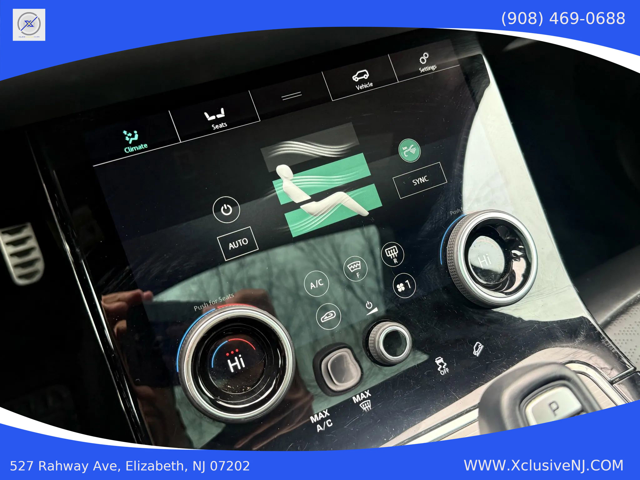 Used 2020 Land Rover Range Rover Evoque R-Dynamic HSE image 19