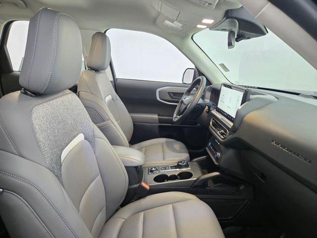 Used 2025 Ford Bronco Sport Badlands AWD/4WD image 14