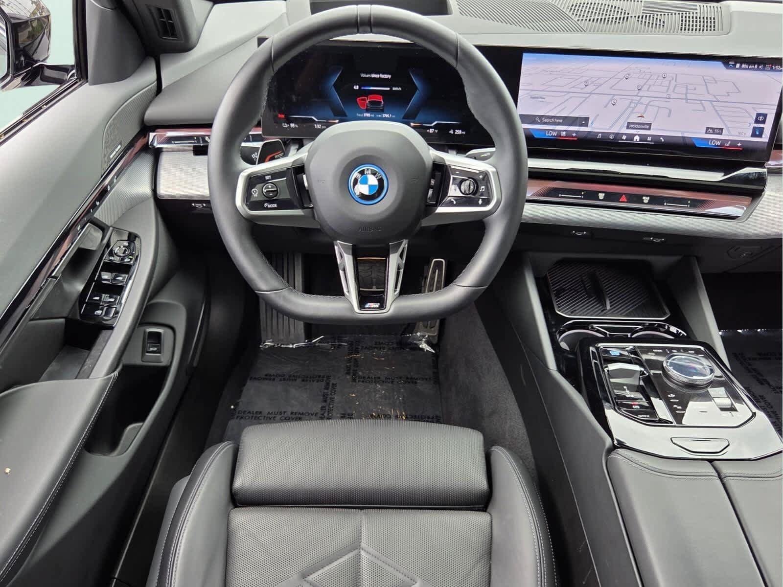 Certified 2026 BMW i5 eDrive40 w/ M Sport Package AWD/4WD image 14