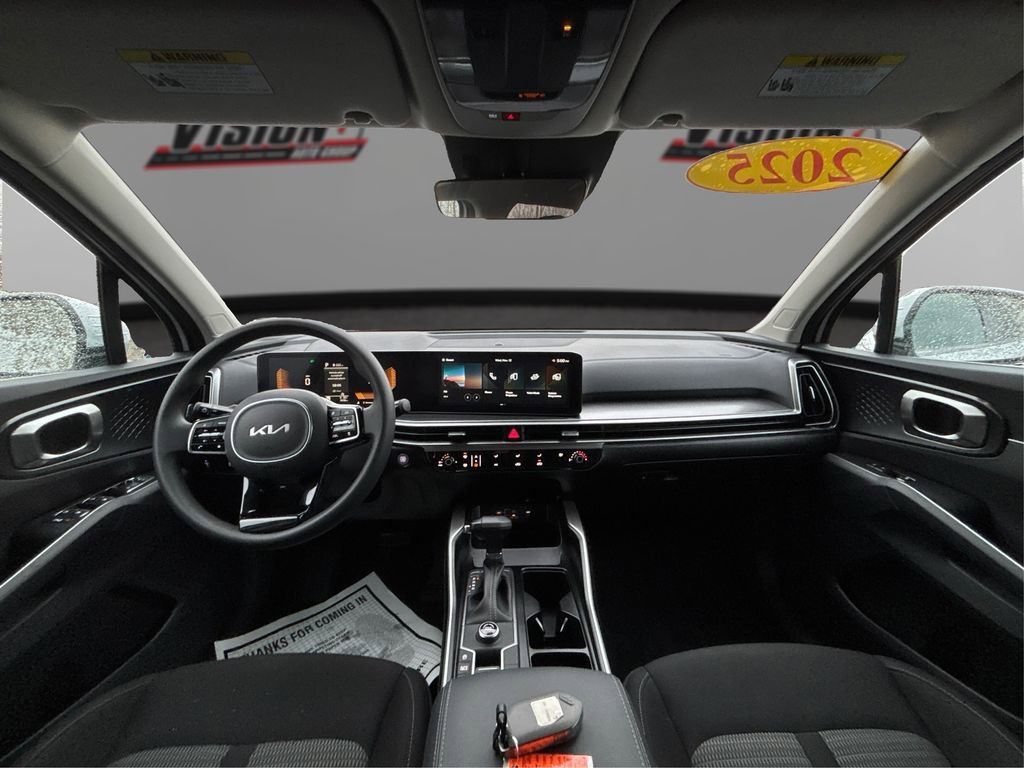 Certified 2025 Kia Sorento LX image 24