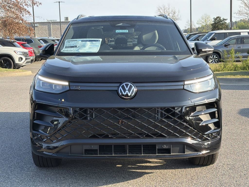 New 2026 Volkswagen Tiguan SE R-Line image 8