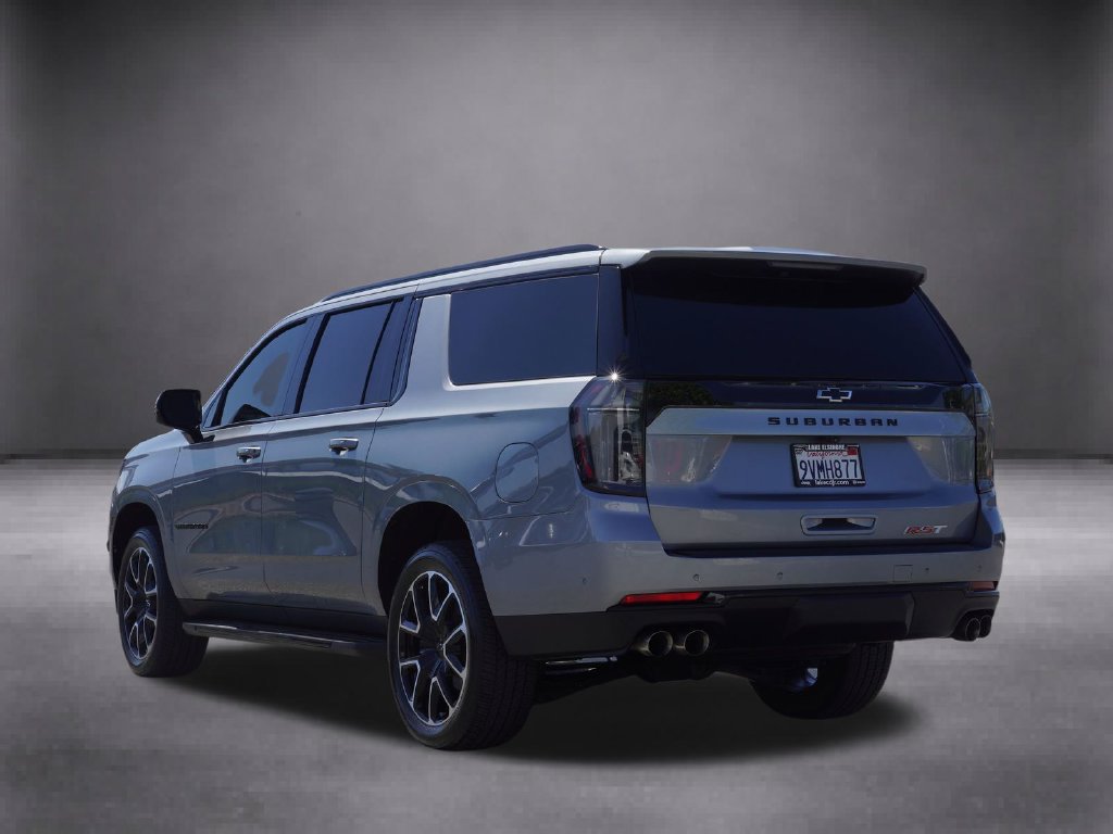 Used 2026 Chevrolet Suburban RST w/ Comfort Package RWD image 7
