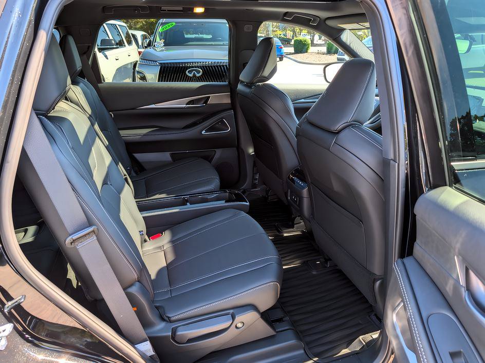 New 2027 INFINITI QX60 Sport AWD/4WD image 22