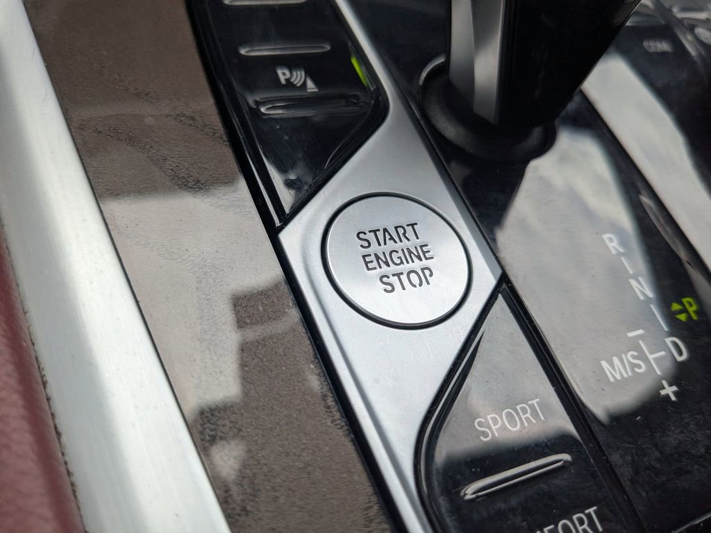 Used 2022 BMW X6 xDrive40i w/ Premium Package AWD/4WD image 16