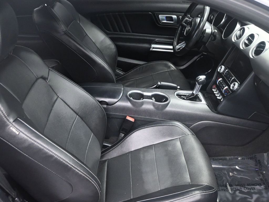 Used 2022 Ford Mustang GT Premium image 19