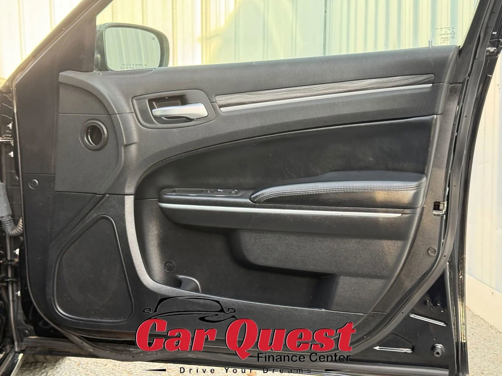 Used 2021 Chrysler 300 Touring w/ Sport Appearance Package RWD image 16