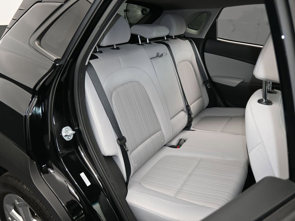 Used 2023 Hyundai Kona SEL image 40