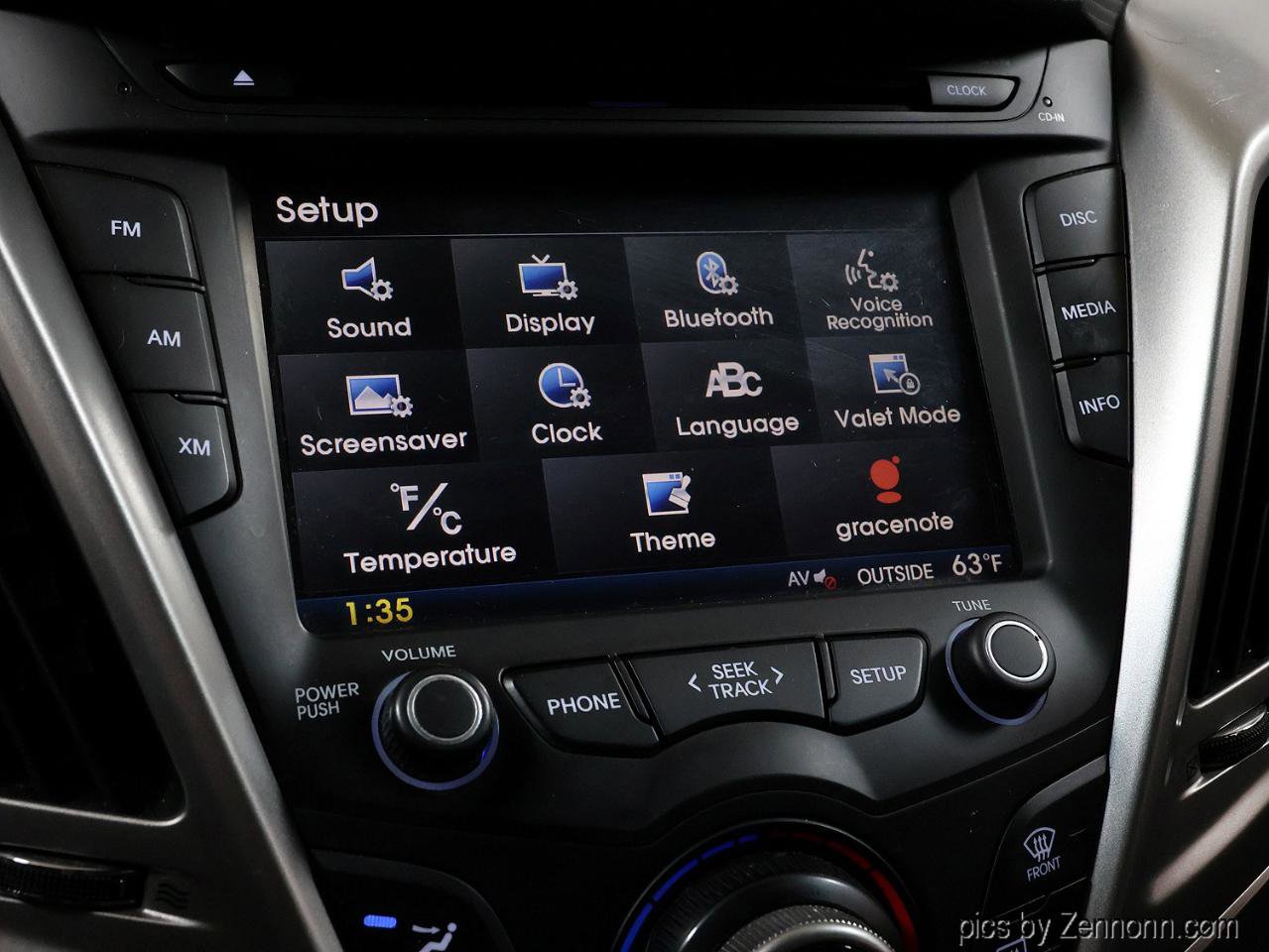 Used 2016 Hyundai Veloster FWD image 20
