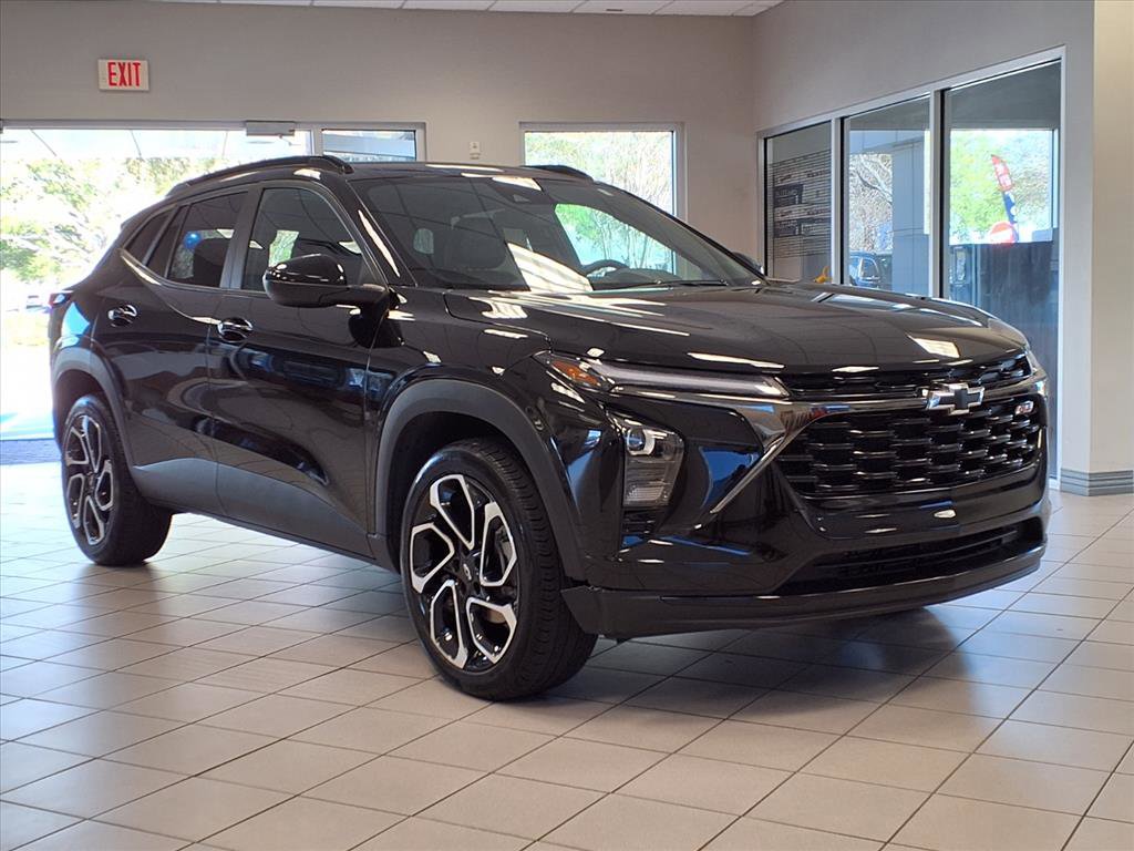 Used 2024 Chevrolet Trax RS w/ Sunroof Package image 6