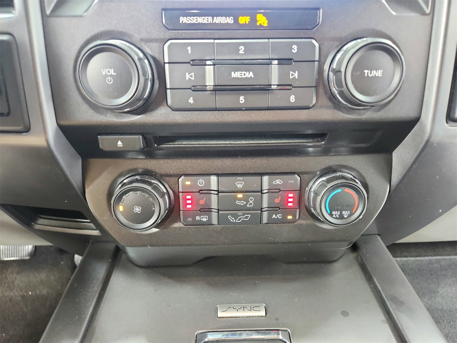 Used 2018 Ford F150 XLT w/ Equipment Group 302A Luxury image 30