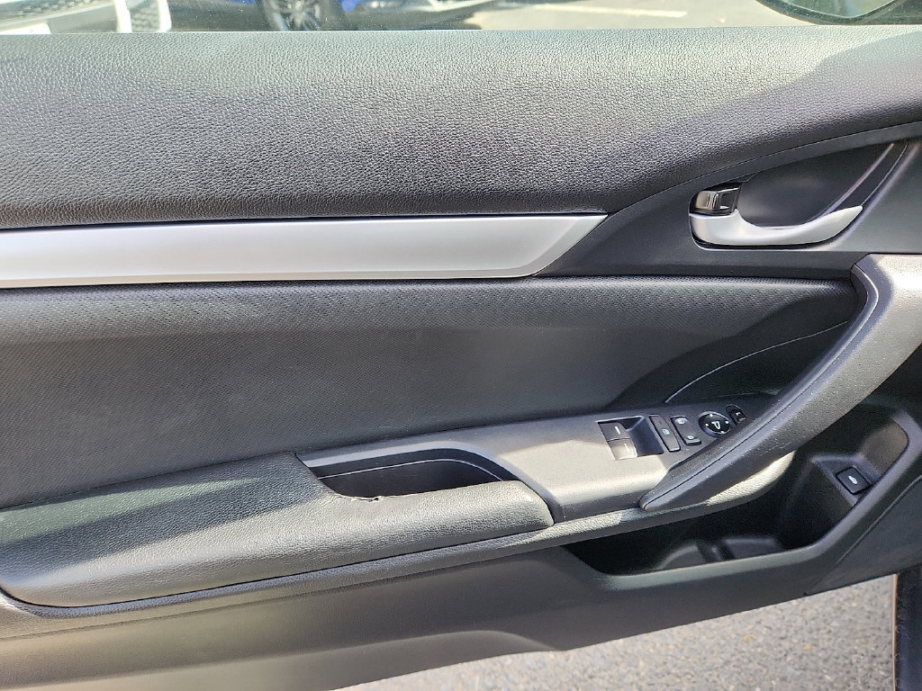 Used 2019 Honda Civic Sport image 12