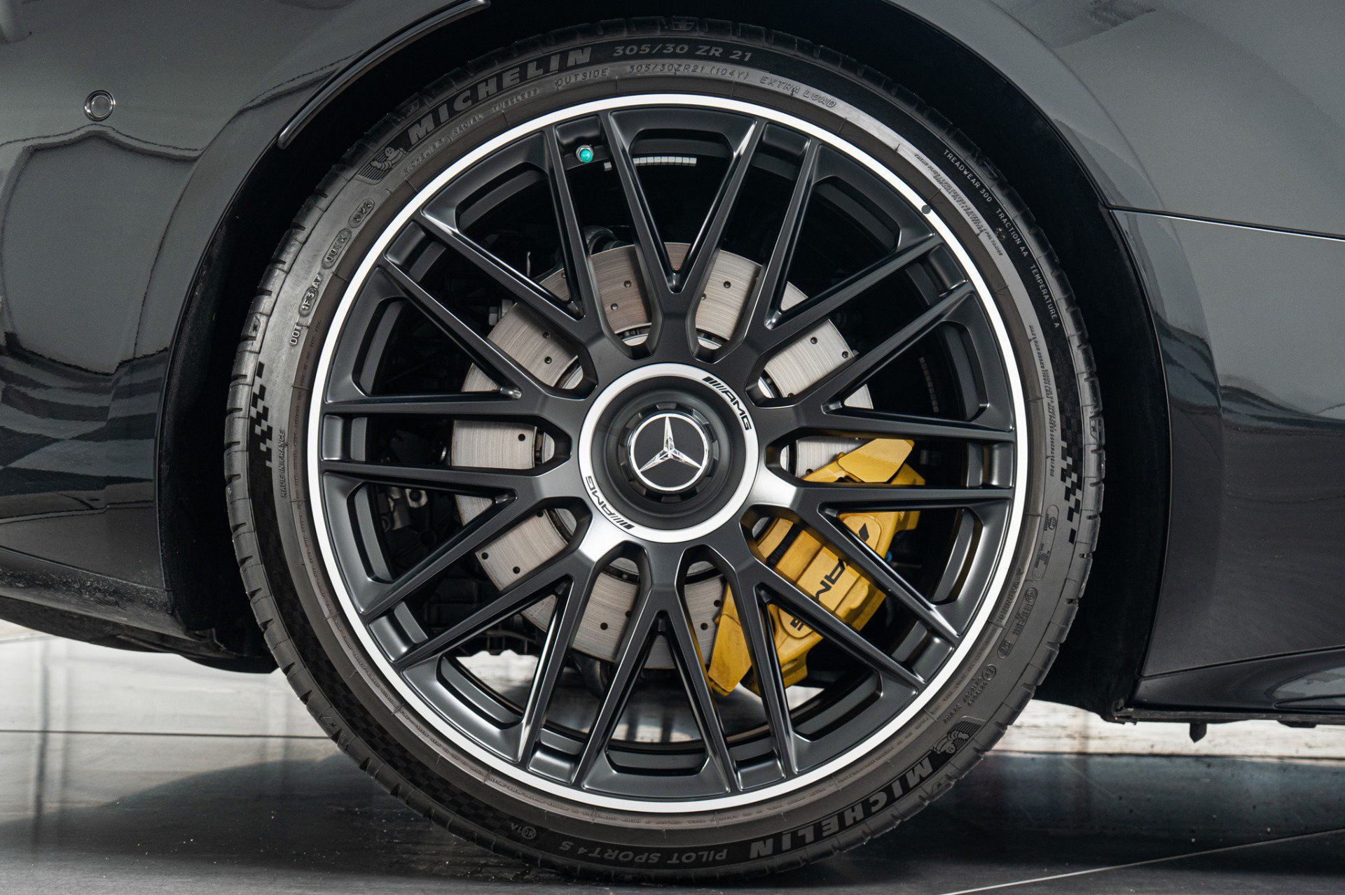 Used 2023 Mercedes-Benz SL 63 AMG 4MATIC image 44