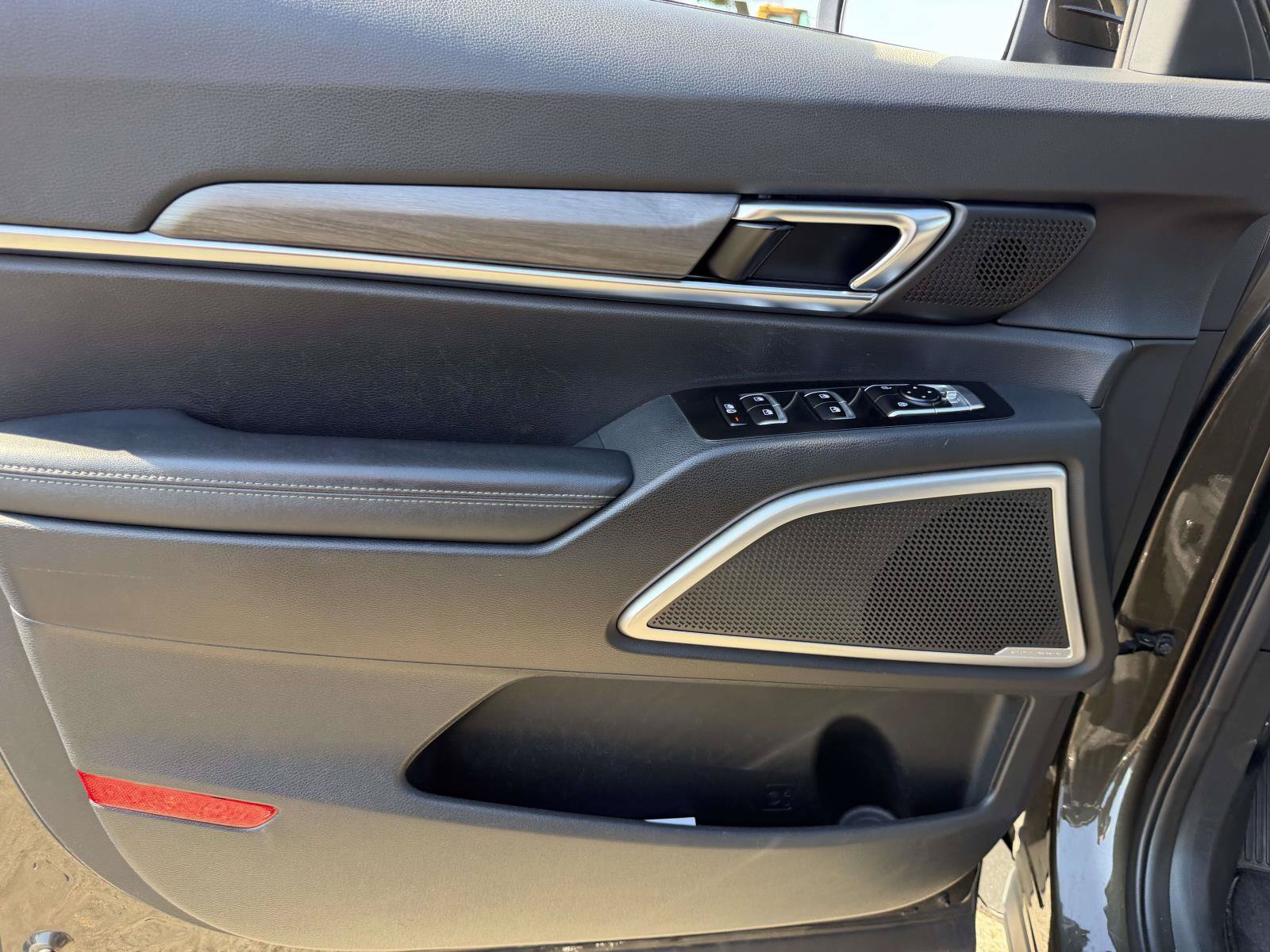 Used 2023 Kia Telluride EX X-Line AWD/4WD image 36