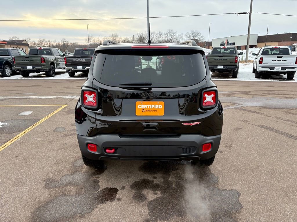 Certified 2023 Jeep Renegade Trailhawk AWD/4WD image 4
