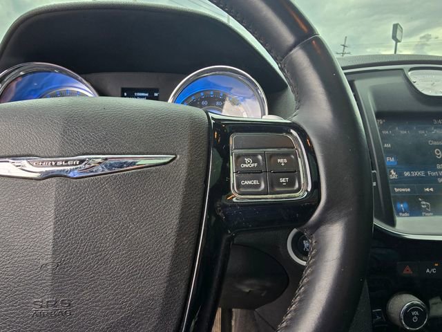 Used 2014 Chrysler 300 S RWD image 25